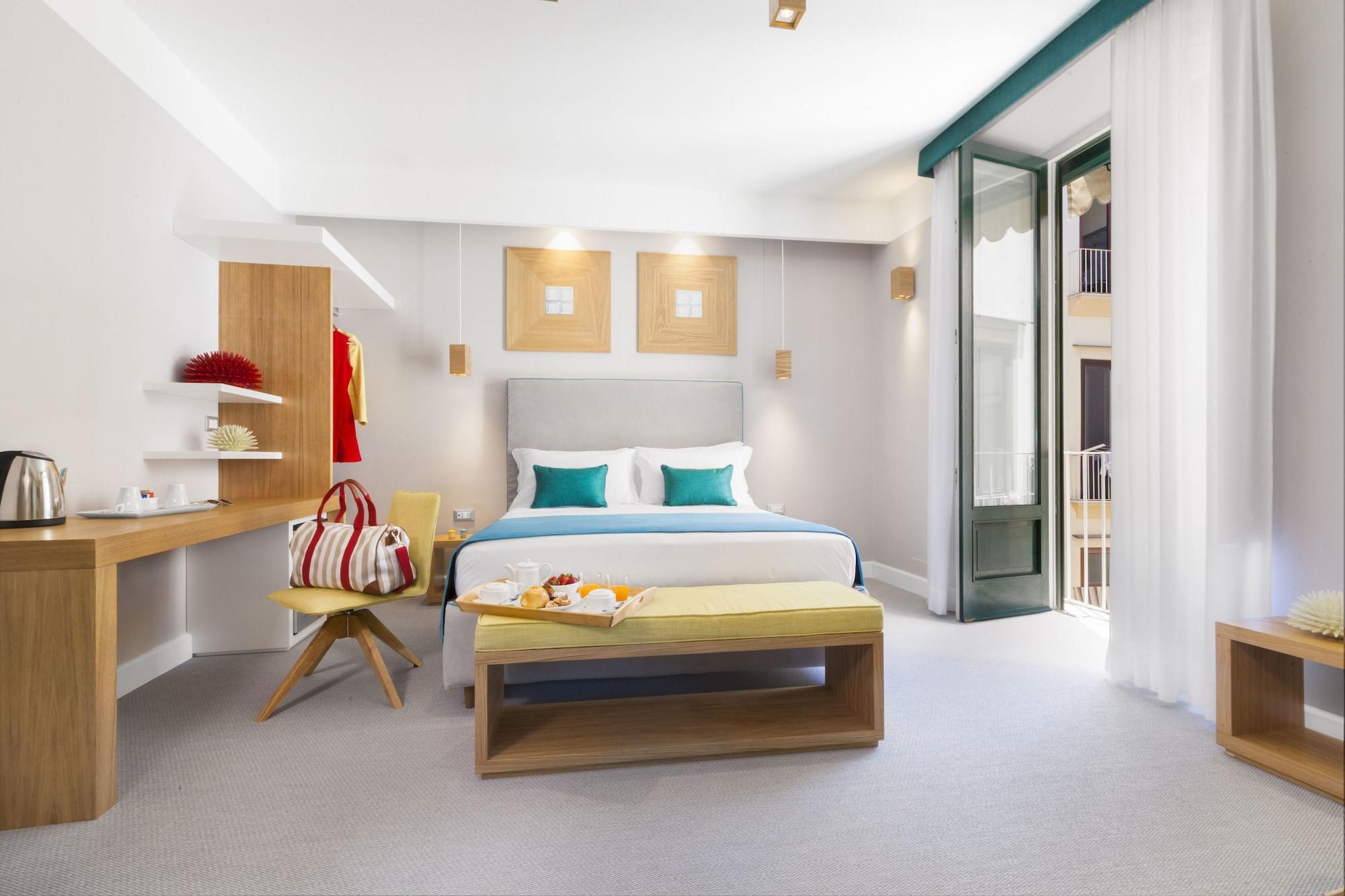 La Piazzetta Guest House Соренто Екстериор снимка