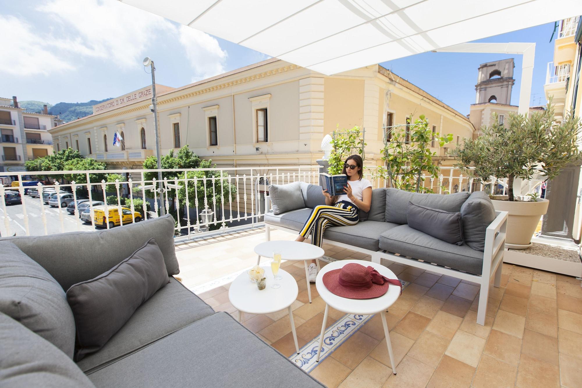 La Piazzetta Guest House Соренто Екстериор снимка