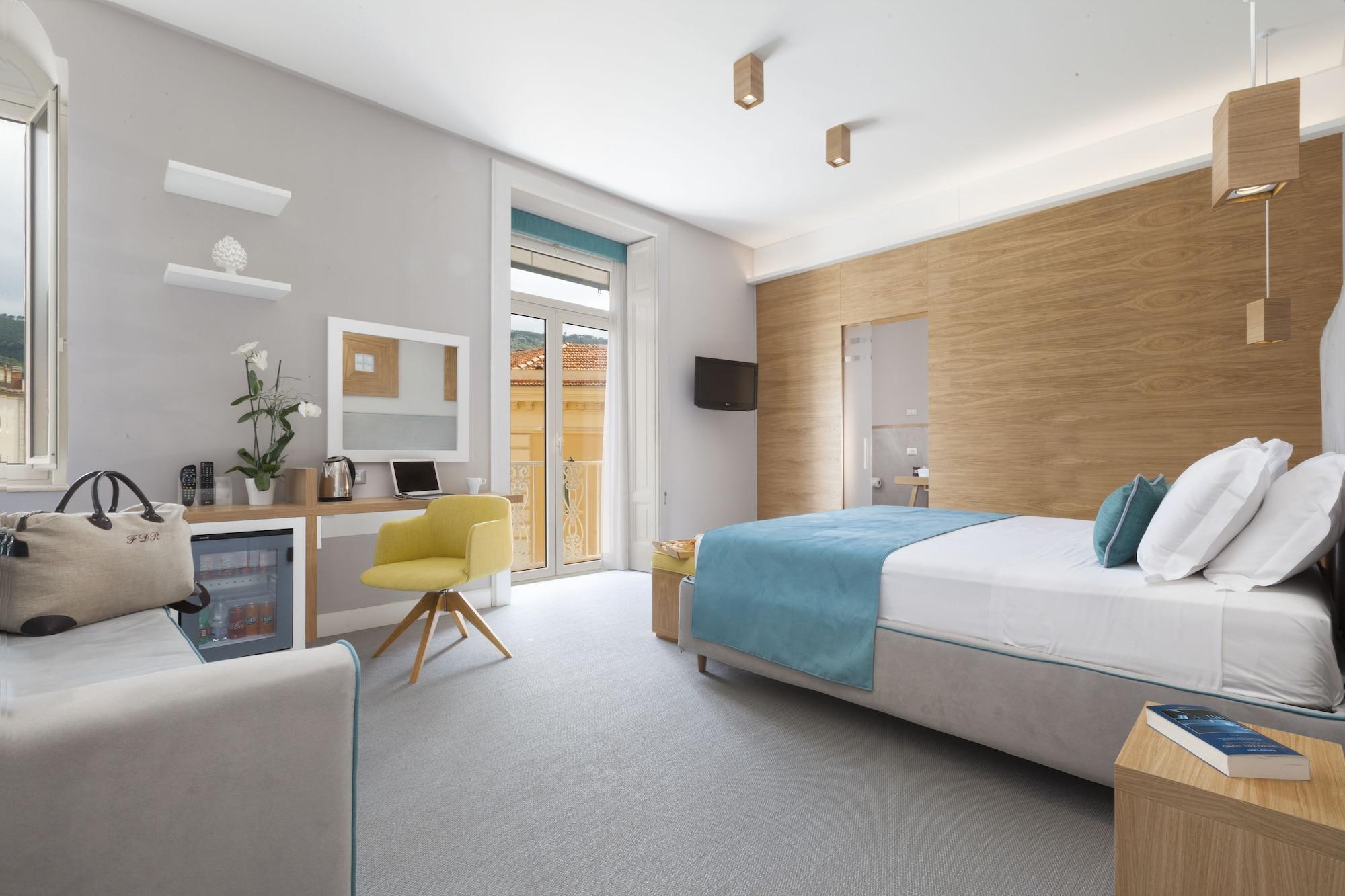 La Piazzetta Guest House Соренто Екстериор снимка