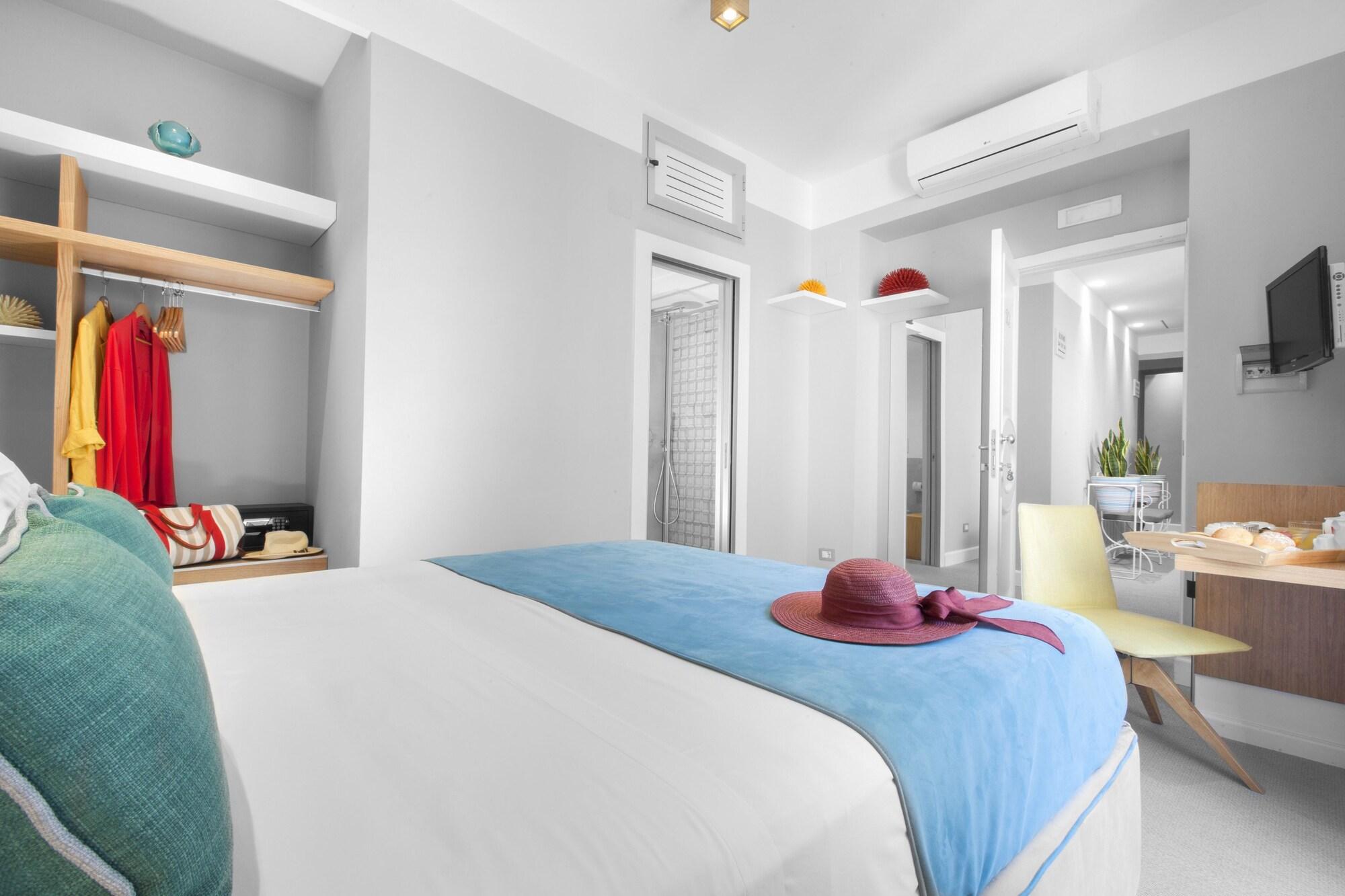 La Piazzetta Guest House Соренто Екстериор снимка